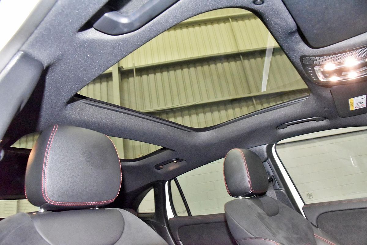 2021 Mercedes-Benz GLA-Class GLA200 H247