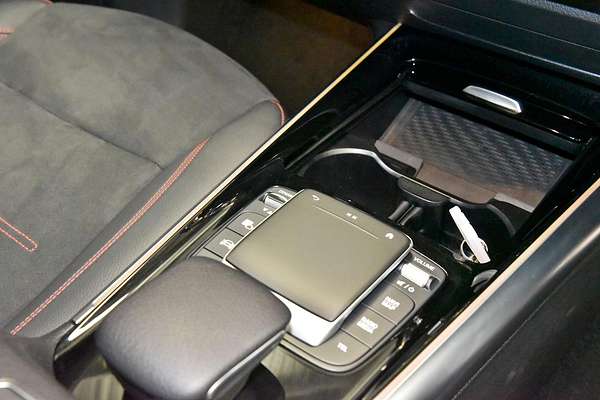 2021 Mercedes-Benz GLA-Class GLA200 H247