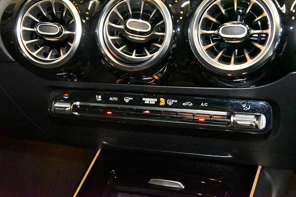 2021 Mercedes-Benz GLA-Class GLA200 H247