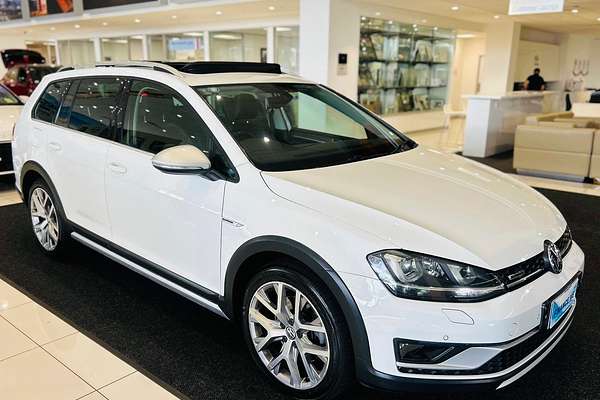 2016 Volkswagen Golf Alltrack 132TSI 7
