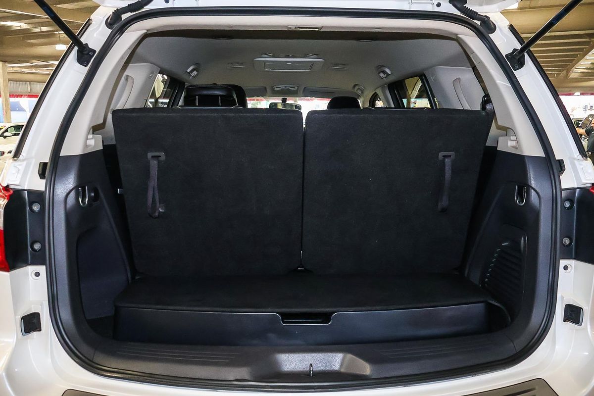 2019 Isuzu MU-X LS-T