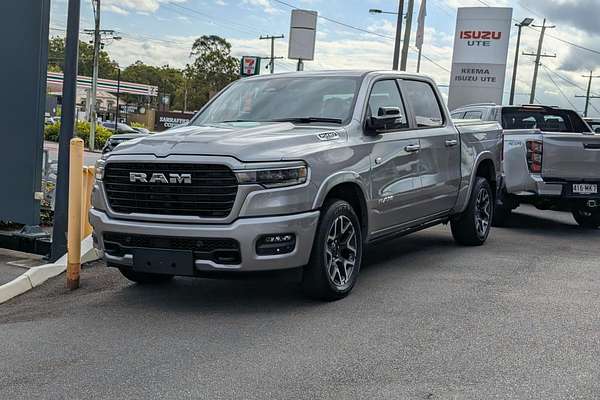 2025 RAM 1500 Laramie Sport Hurricane SO RamBox DT 4X4 SWB