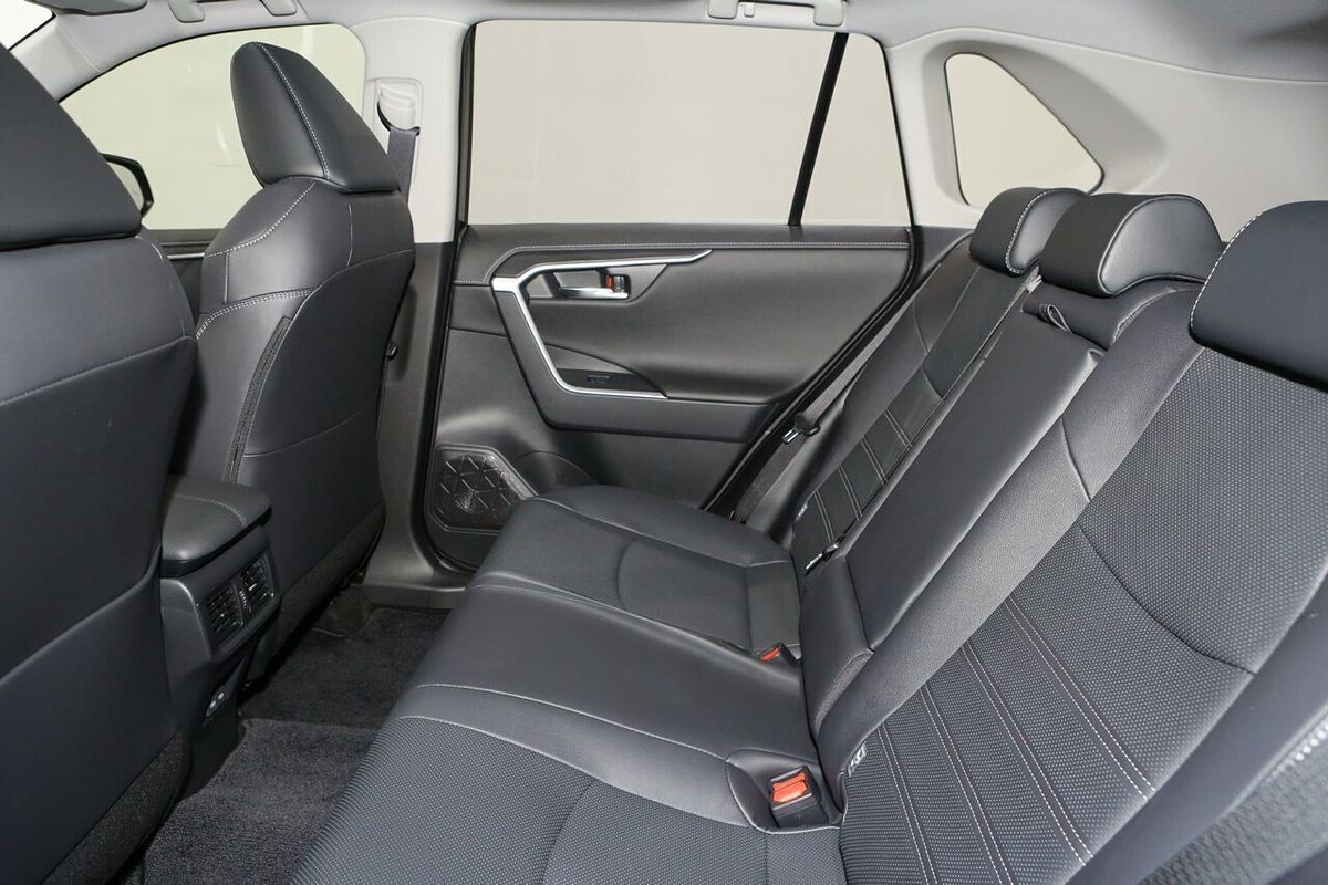 2025 Toyota RAV4 Cruiser AXAH54R