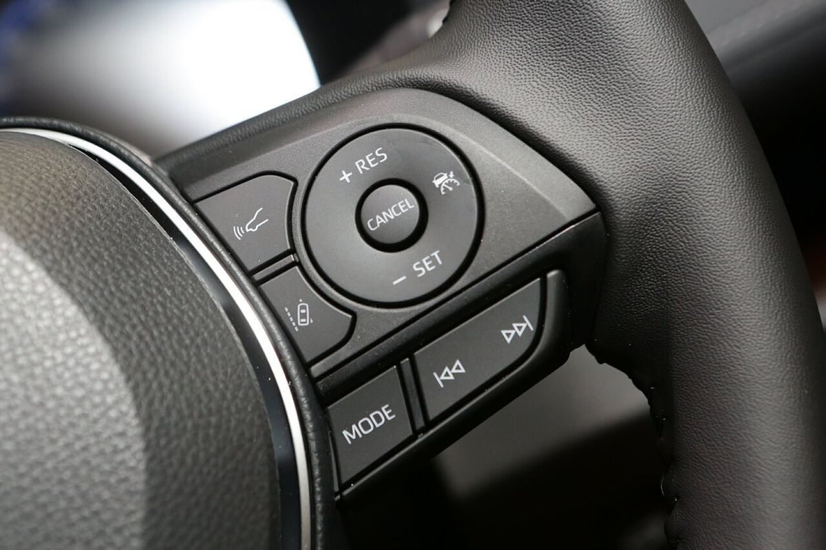 2025 Toyota RAV4 Cruiser AXAH54R