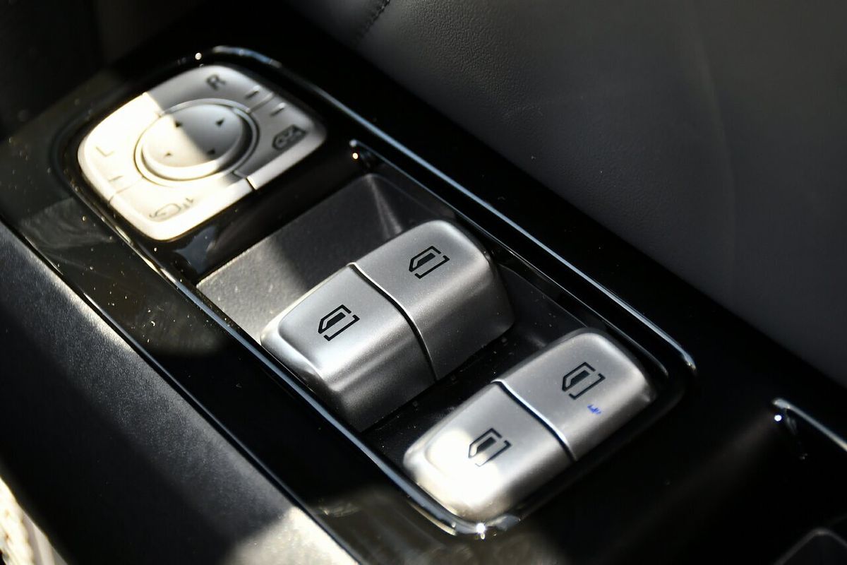 2025 MG U9 EXPLORE X