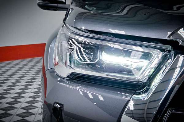 2023 Toyota Hilux SR5 GUN126R 4X4
