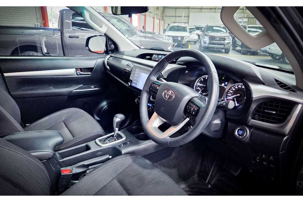 2023 Toyota Hilux SR5 GUN126R 4X4