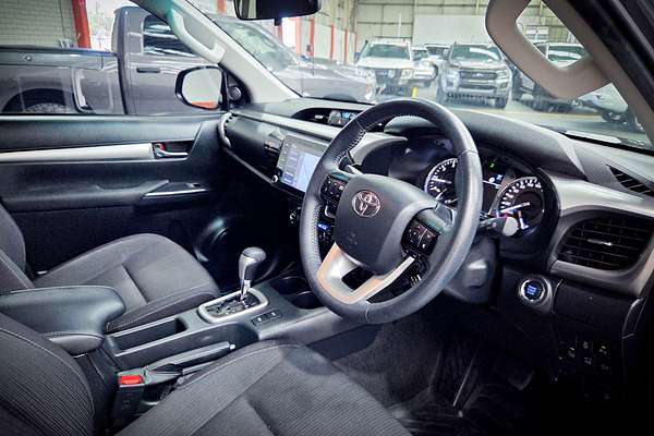 2023 Toyota Hilux SR5 GUN126R 4X4