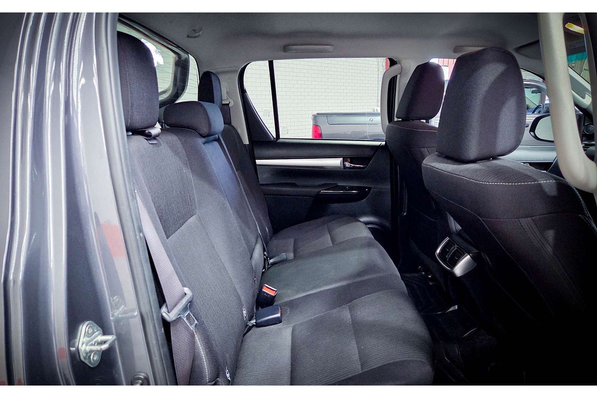 2023 Toyota Hilux SR5 GUN126R 4X4