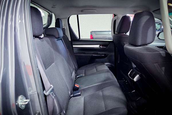 2023 Toyota Hilux SR5 GUN126R 4X4