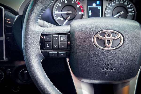 2023 Toyota Hilux SR5 GUN126R 4X4