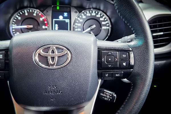 2023 Toyota Hilux SR5 GUN126R 4X4