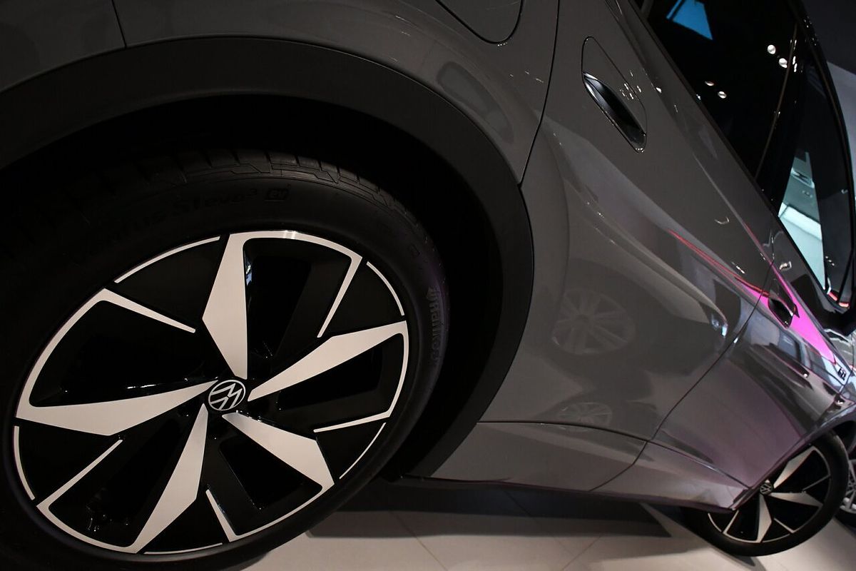 2025 Volkswagen ID.4 GTX E2