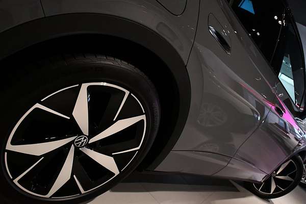 2025 Volkswagen ID.4 GTX E2