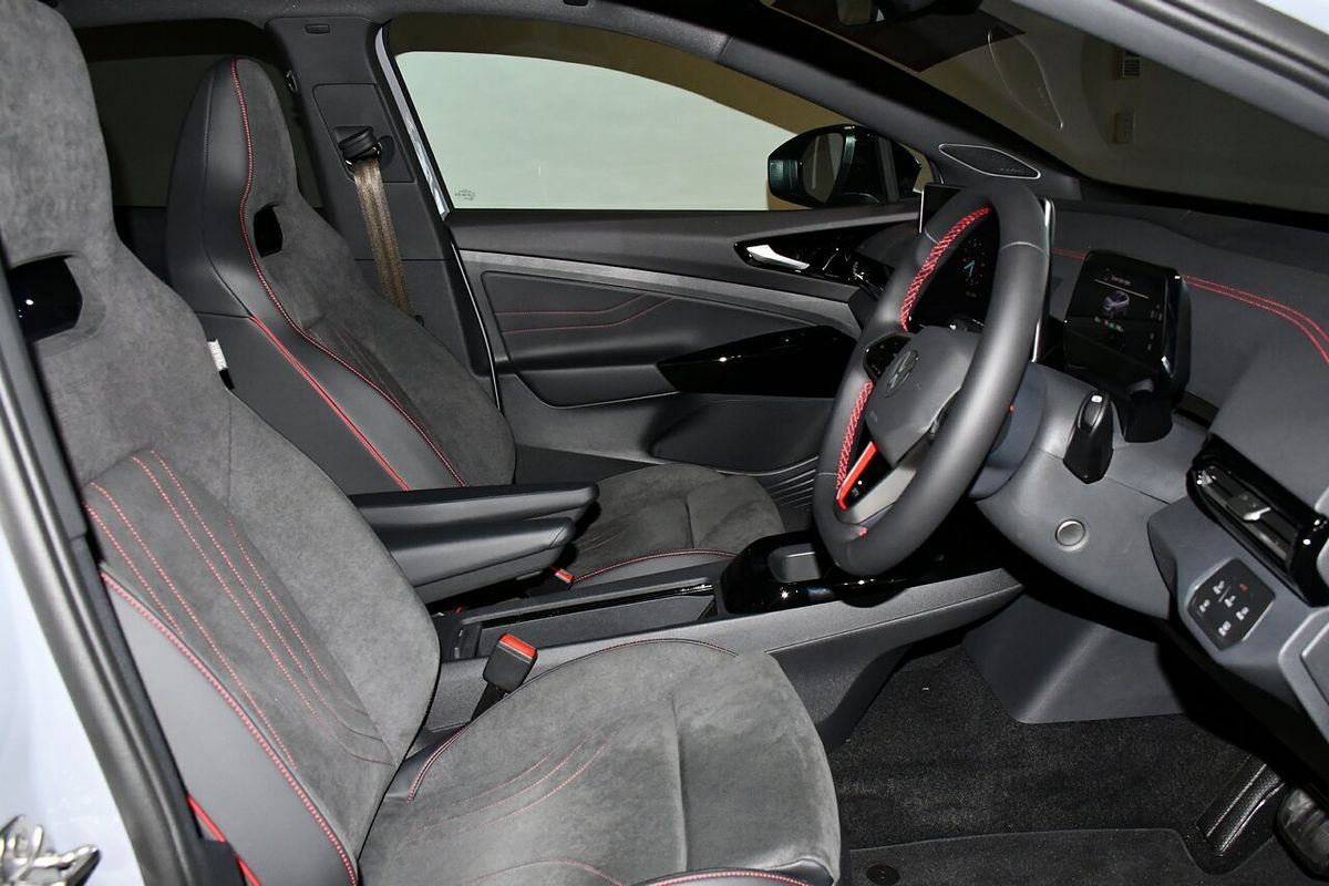 2025 Volkswagen ID.4 GTX E2