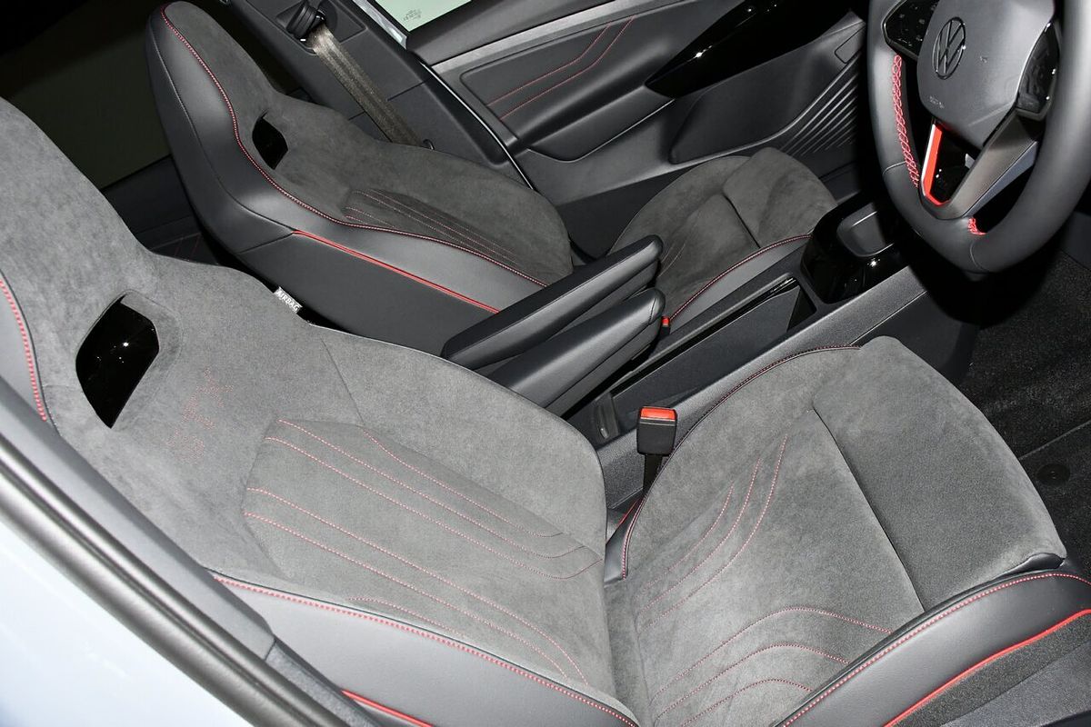 2025 Volkswagen ID.4 GTX E2