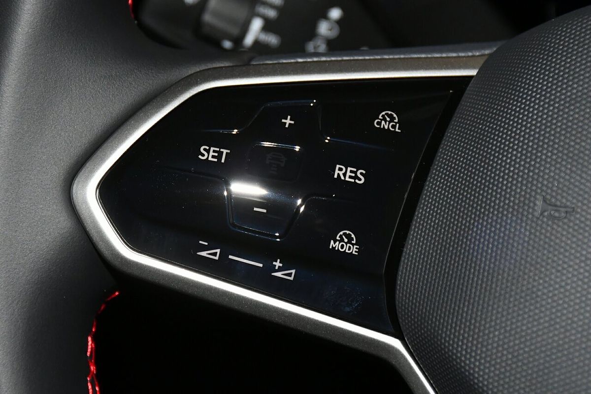 2025 Volkswagen ID.4 GTX E2