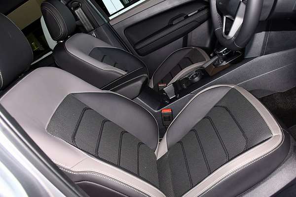 2025 Volkswagen Amarok TDI600 Style NF 4X4