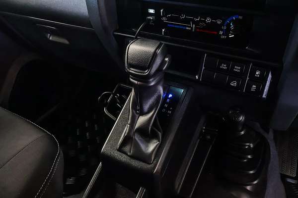 2025 Toyota Landcruiser GXL Troopcarrier GDJL78R