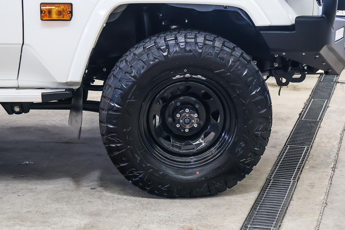 2025 Toyota Landcruiser GXL Troopcarrier GDJL78R