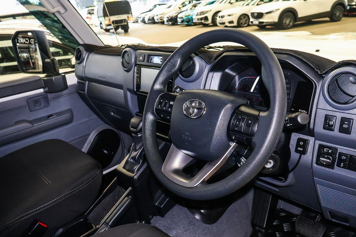 2025 Toyota Landcruiser GXL Troopcarrier GDJL78R