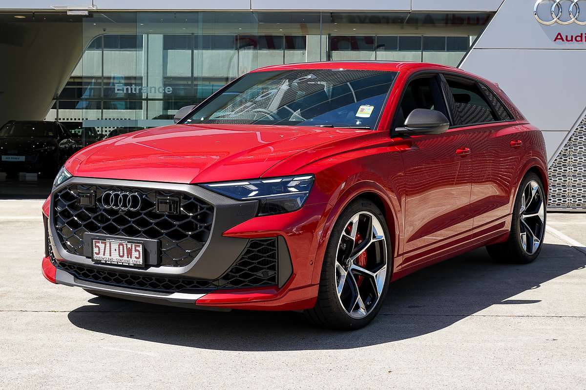 2025 Audi RS Q8 TFSI performance F1