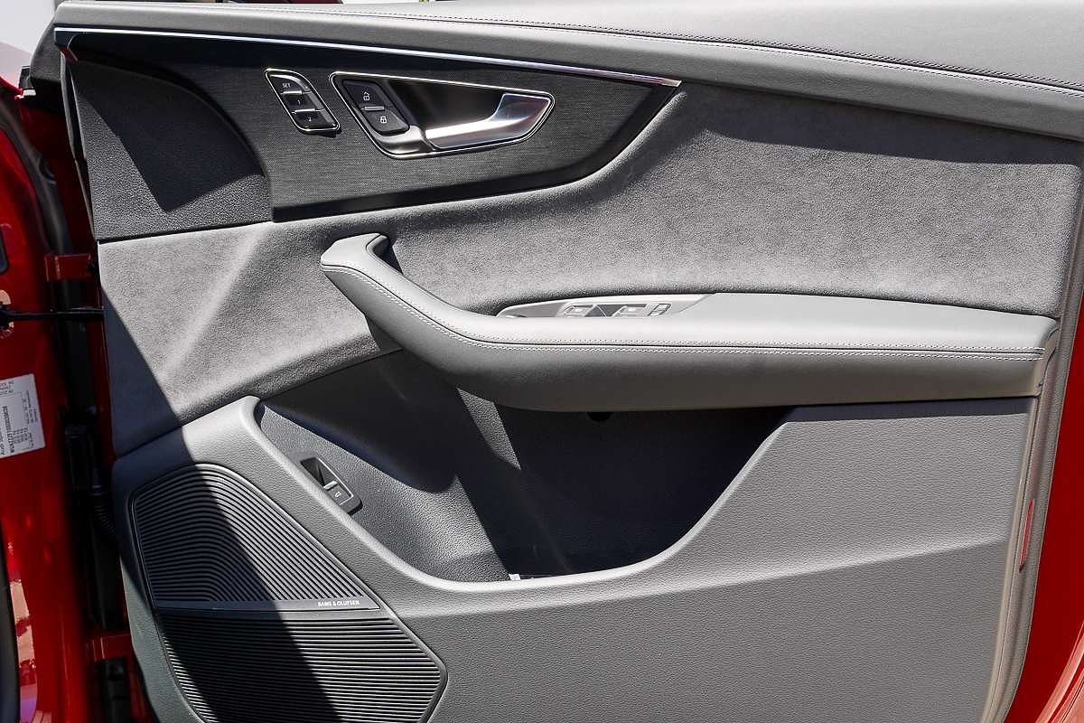 2025 Audi RS Q8 TFSI performance F1