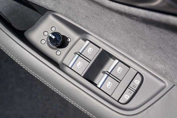 2025 Audi RS Q8 TFSI performance F1