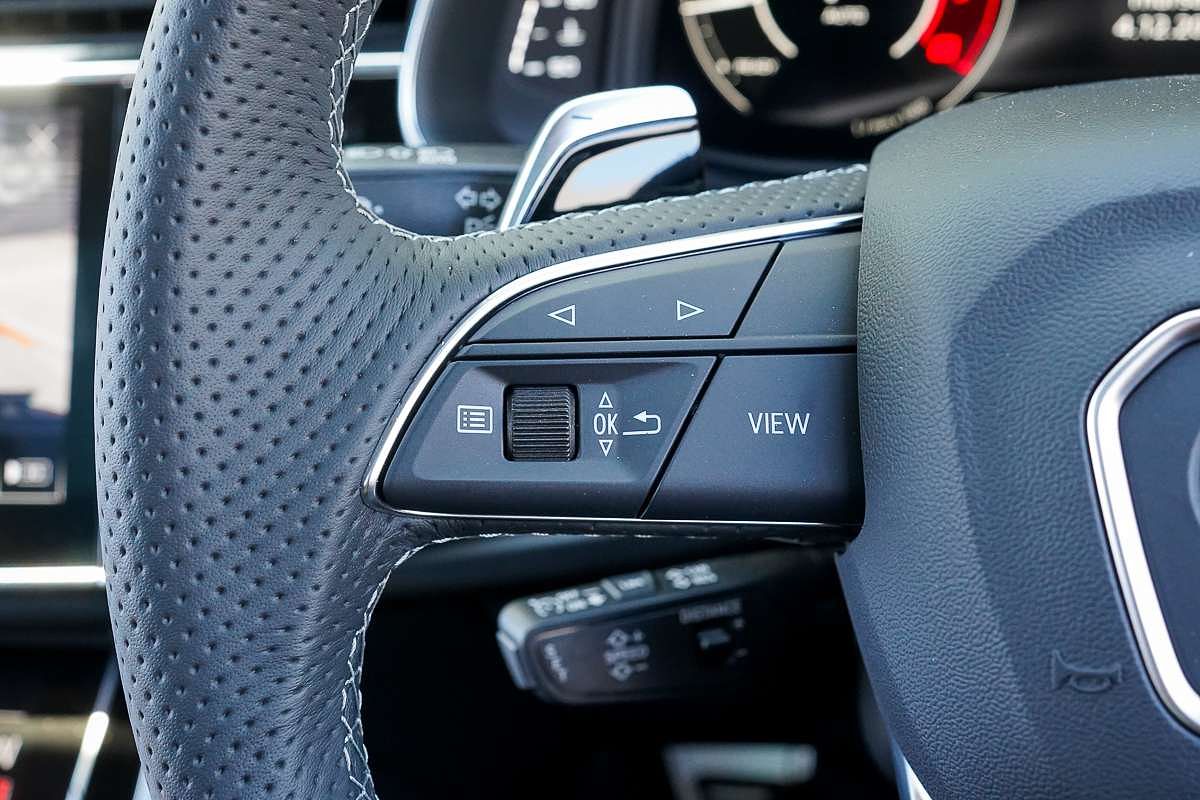 2025 Audi RS Q8 TFSI performance F1