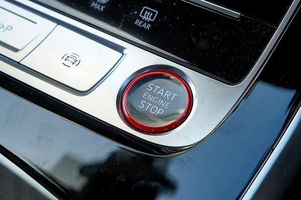 2025 Audi RS Q8 TFSI performance F1