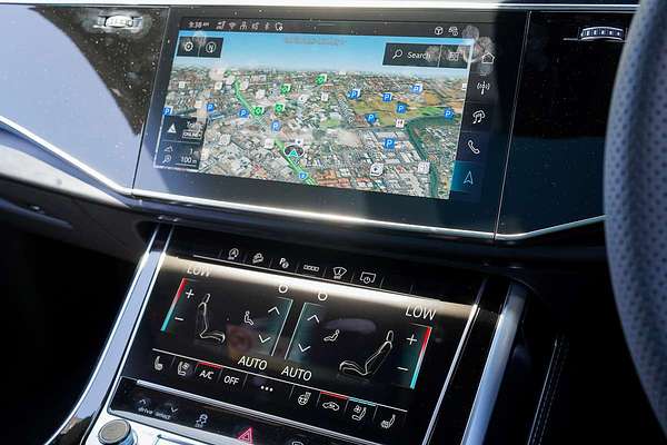 2025 Audi RS Q8 TFSI performance F1