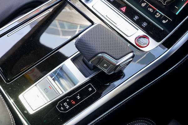 2025 Audi RS Q8 TFSI performance F1