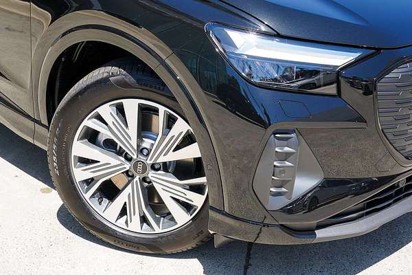 2025 Audi Q4 e-tron 45 F4