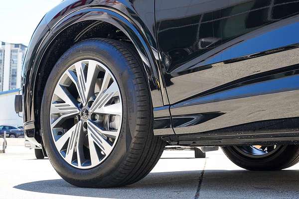 2025 Audi Q4 e-tron 45 F4