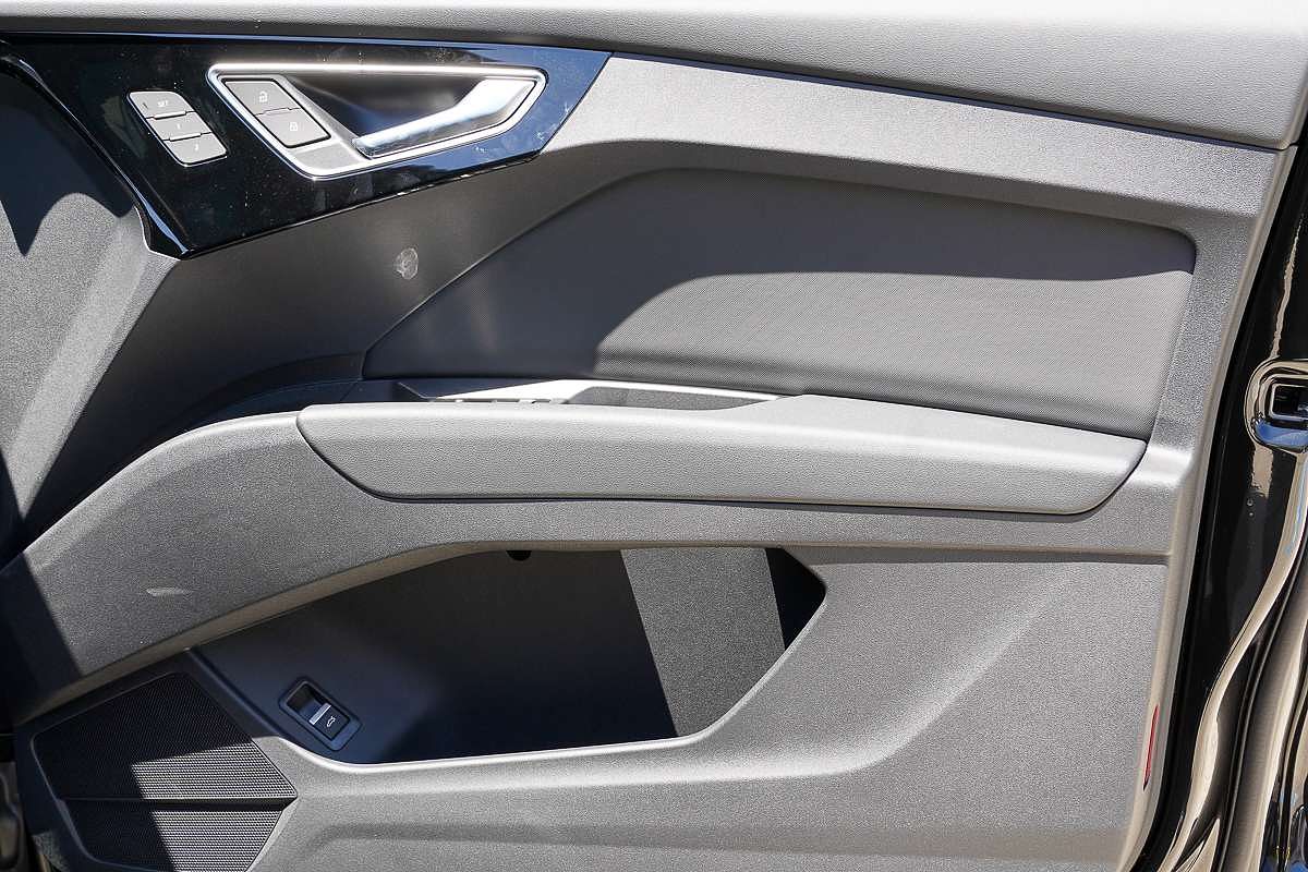 2025 Audi Q4 e-tron 45 F4