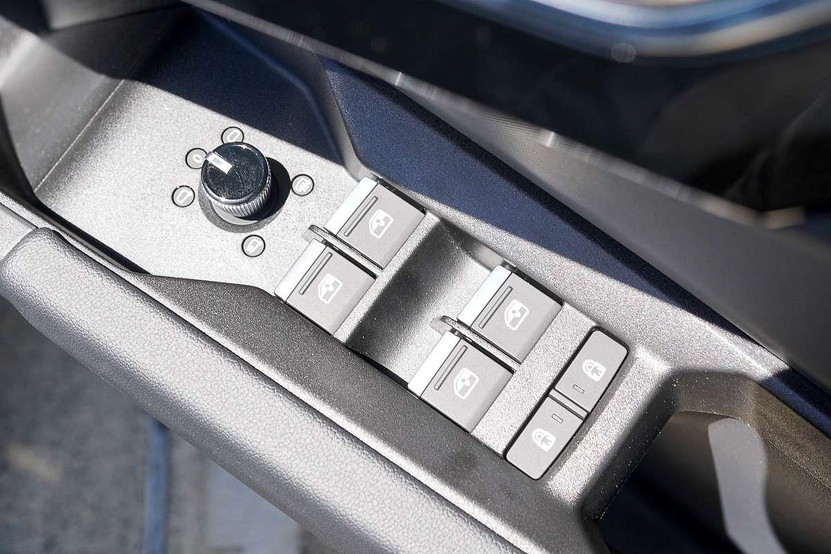 2025 Audi Q4 e-tron 45 F4