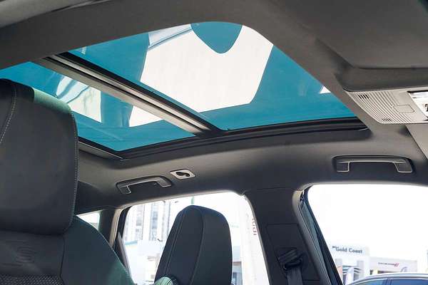 2025 Audi Q4 e-tron 45 F4