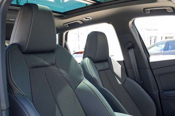 2025 Audi Q4 e-tron 45 F4