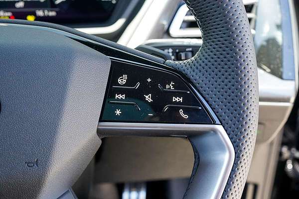 2025 Audi Q4 e-tron 45 F4