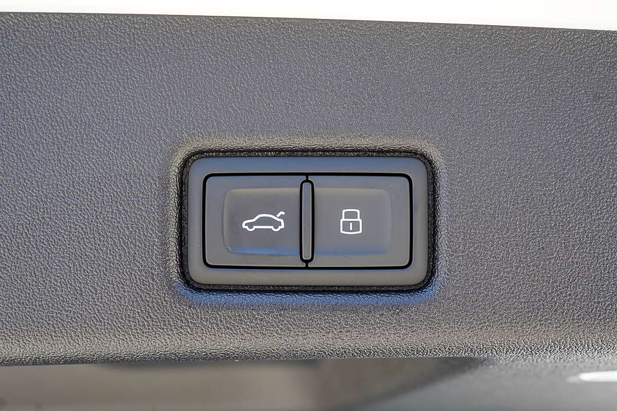 2025 Audi Q5 TDI 150kW Sport GU