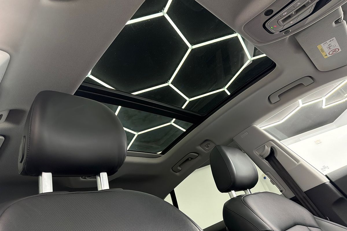 2019 Audi Q8 55 TFSI F1