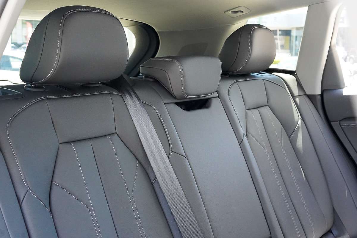 2025 Audi Q6 e-tron Performance GF