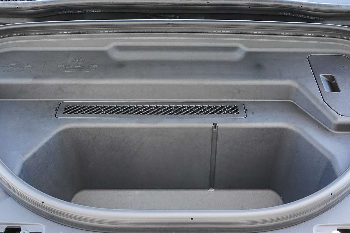 2025 Audi Q6 e-tron Performance GF