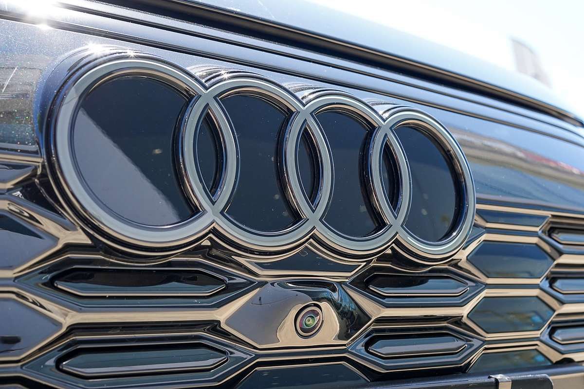 2025 Audi Q6 e-tron Performance GF