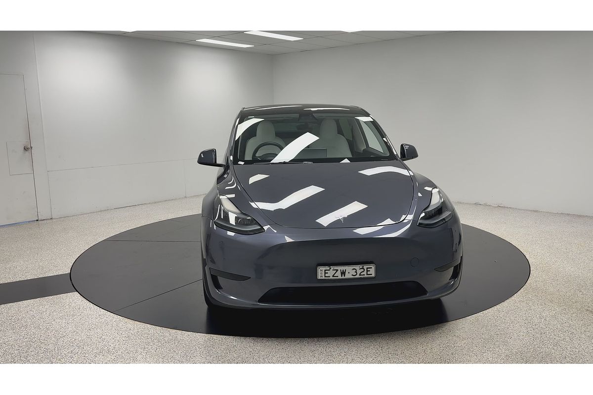 2023 Tesla Model Y Rear-Wheel Drive