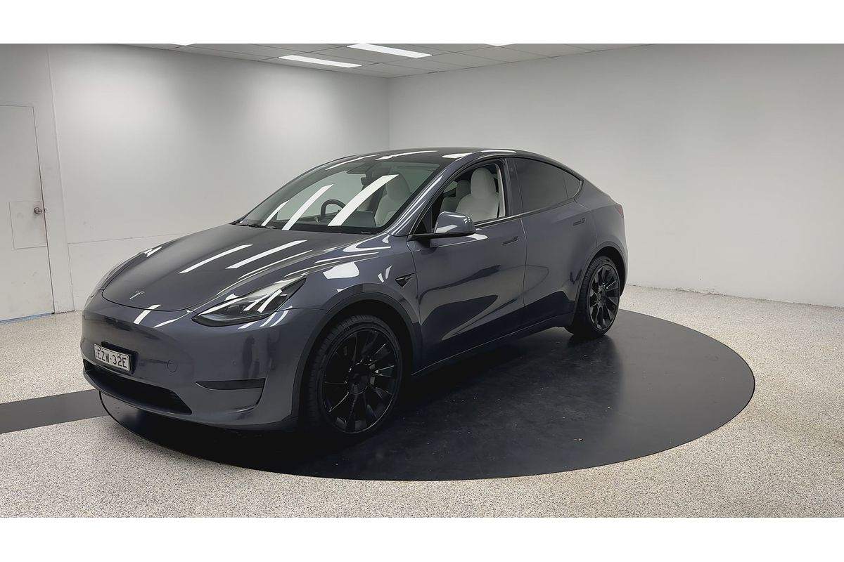 2023 Tesla Model Y Rear-Wheel Drive