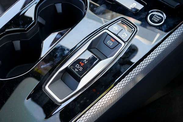 2025 Audi A5 e-hybrid S-Line B10