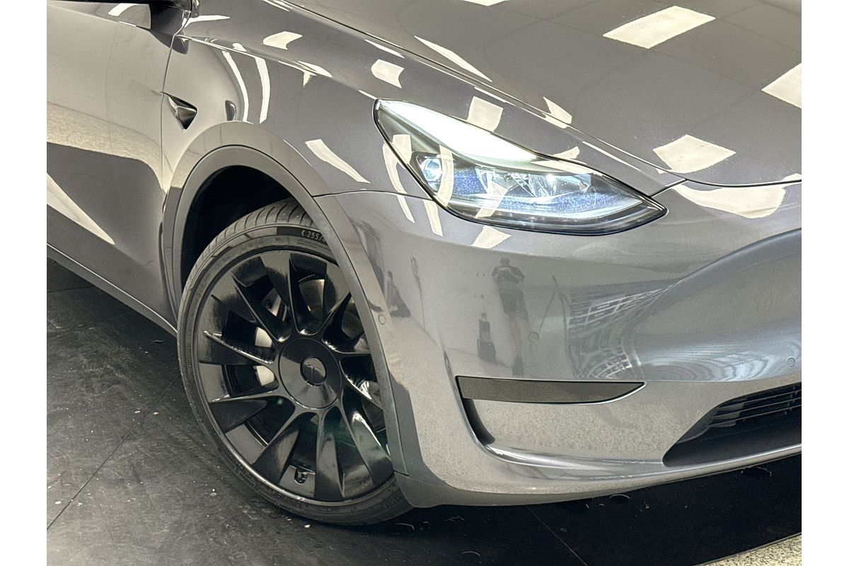 2023 Tesla Model Y Rear-Wheel Drive