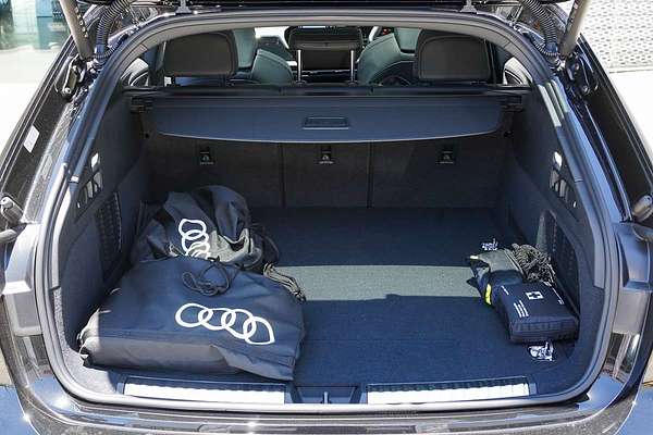 2025 Audi A5 e-hybrid S-Line B10