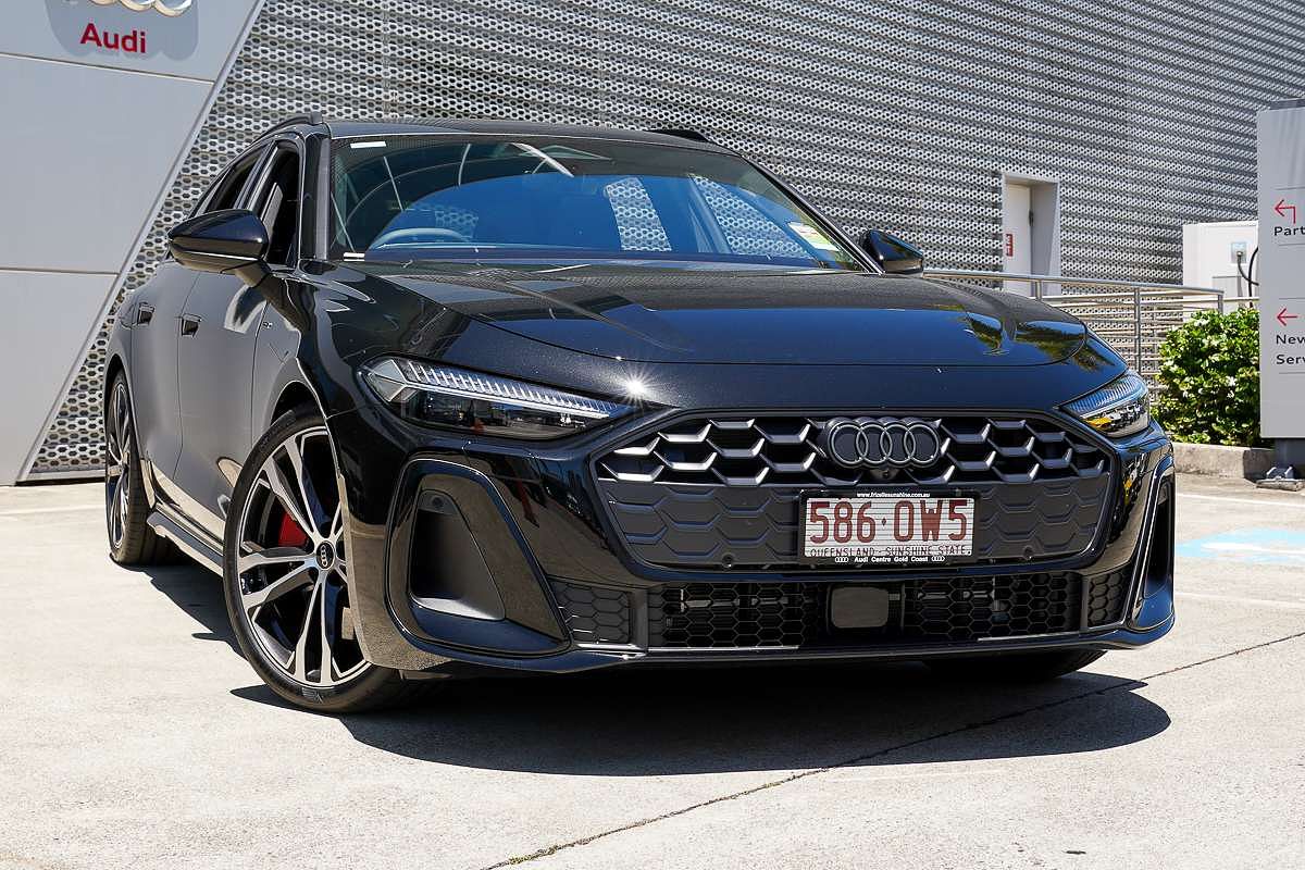 2025 Audi A5 e-hybrid S-Line B10